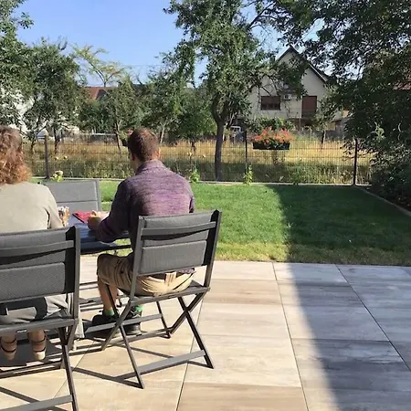 L'attrap'reves : Le Confort Hotelier, La Convivialite En Bed & Breakfast 3*