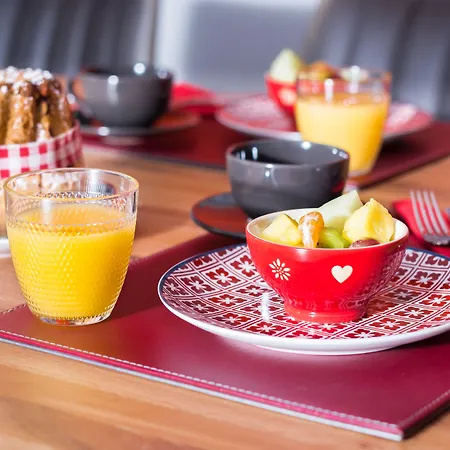 L'attrap'reves : Le Confort Hotelier, La Convivialite En Bed & Breakfast 3*