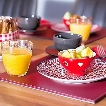 L'attrap'reves : Le Confort Hotelier, La Convivialite En Ergersheim
