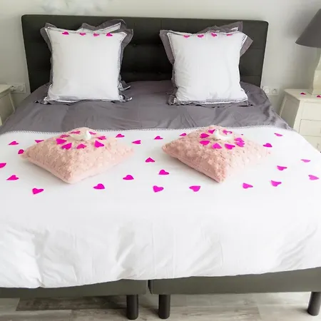 Bed & Breakfast L'attrap'reves : Le Confort Hotelier, La Convivialite En 3*