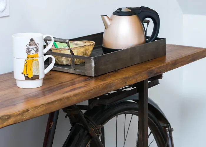 L'attrap'reves : Le Confort Hotelier, La Convivialite En Bed & Breakfast