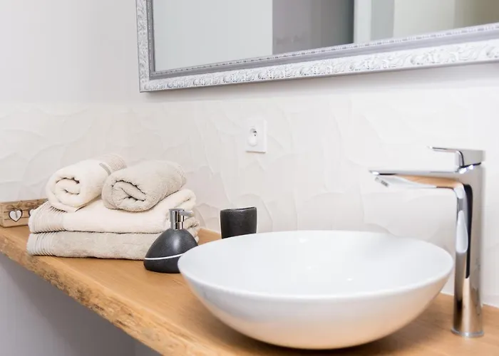 L'attrap'reves : Le Confort Hotelier, La Convivialite En